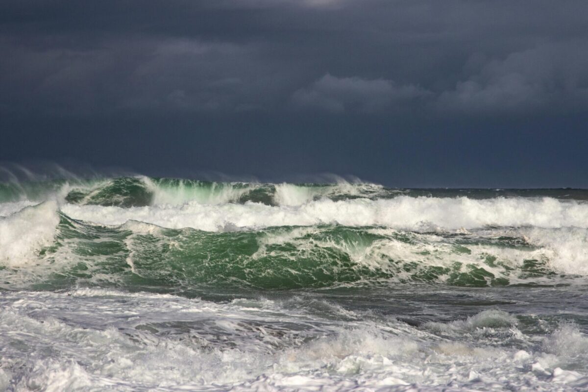 Rough surf and rip currents threaten Maryland beaches Memorial Day weekend