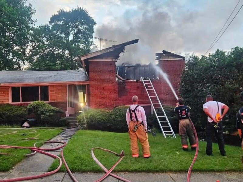 2 elderly residents die in early morning house fire in Montgomery County